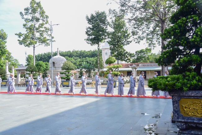 Lễ truyền giới Sa di Phương Trượng